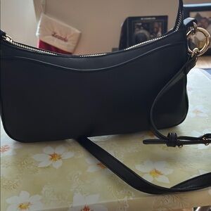 Elegant Black Shoulder Bag